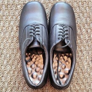 Walking Cradles Silver Gray Walking Shoes Sneakers Size 7.